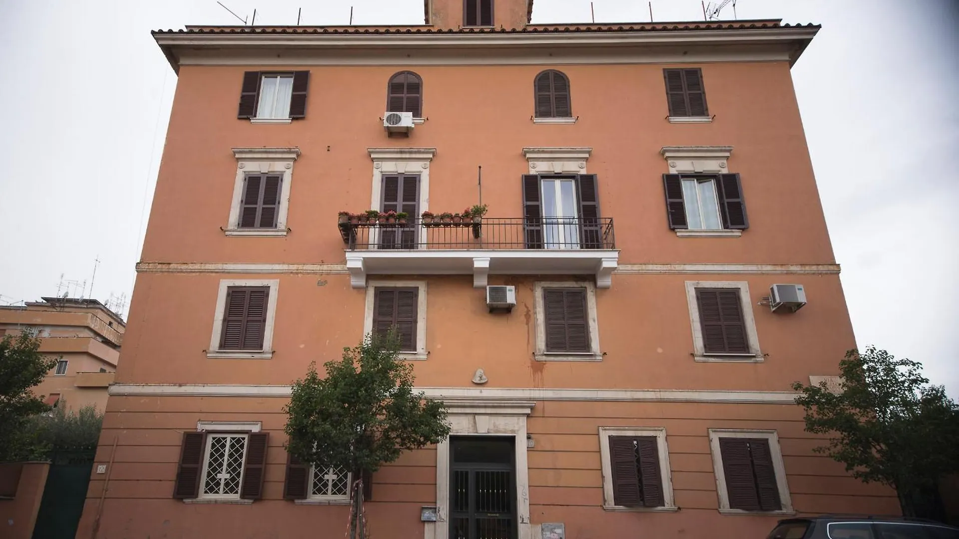Ad Duas Lauros Bed & Breakfast Rome