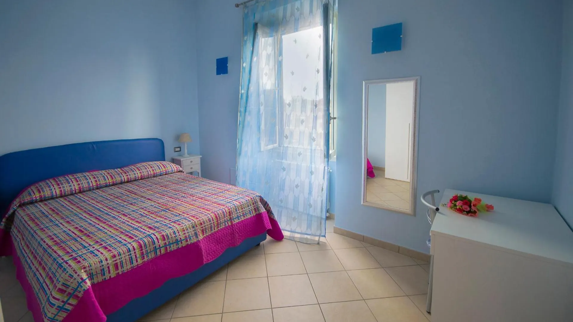 Ad Duas Lauros Bed & Breakfast Rome